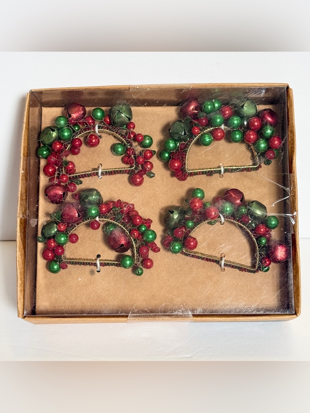 Rachel Zoe Christmas Beaded Wreath Napkin Rings – Set of 4 – NWT
